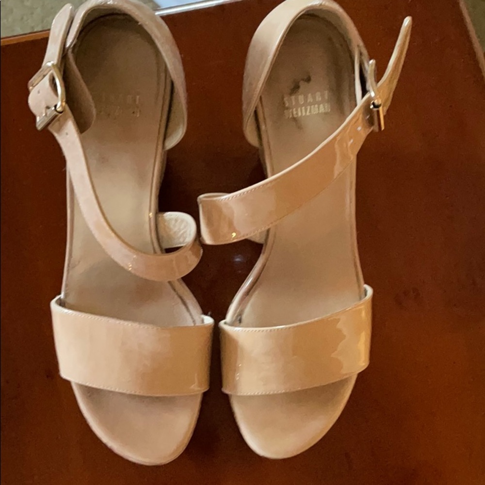 Patent wedges gently used